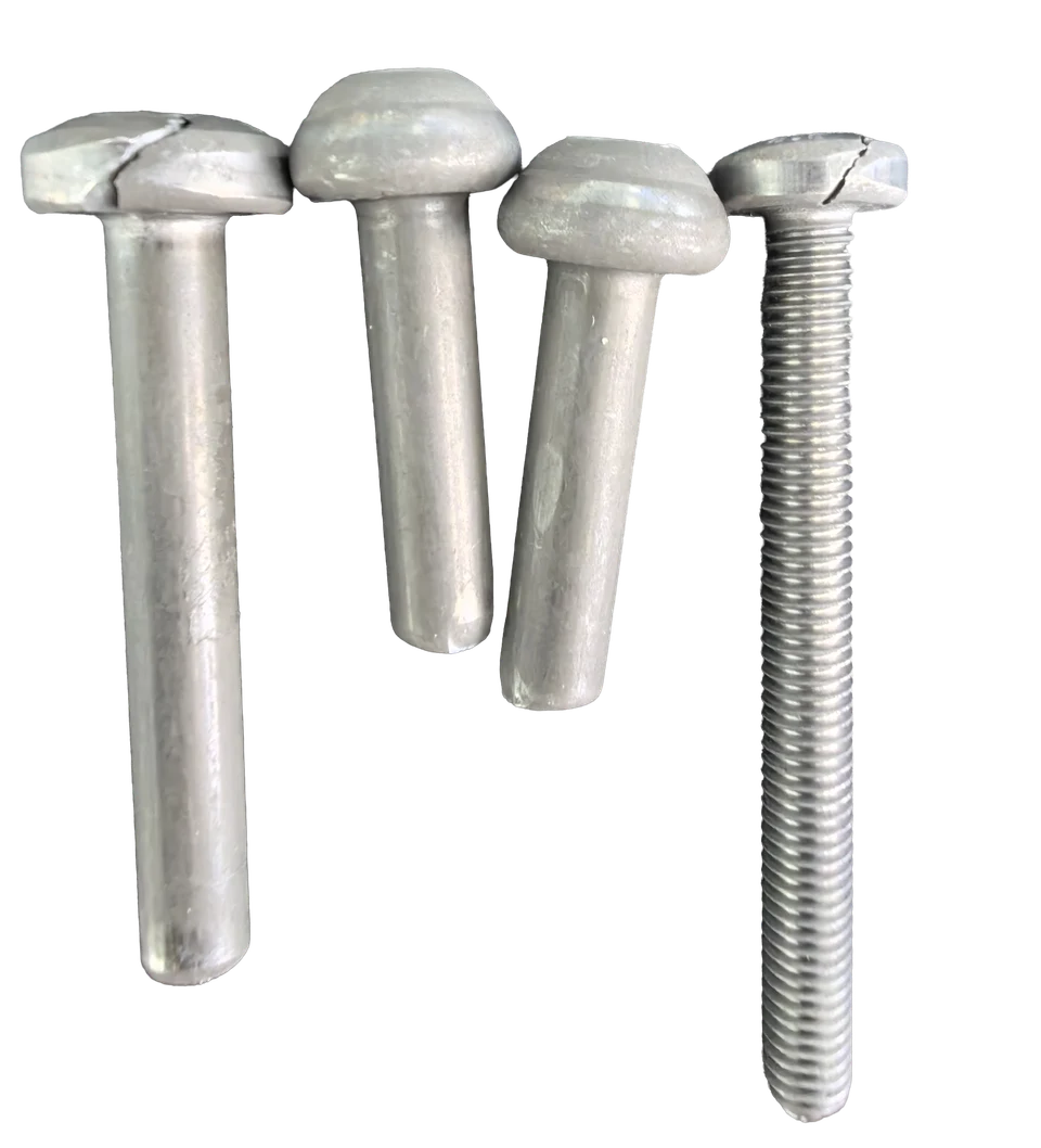 경도 결과는 정상으로 보이는데, 왜 냉단 후에도 균열이 생길까요?