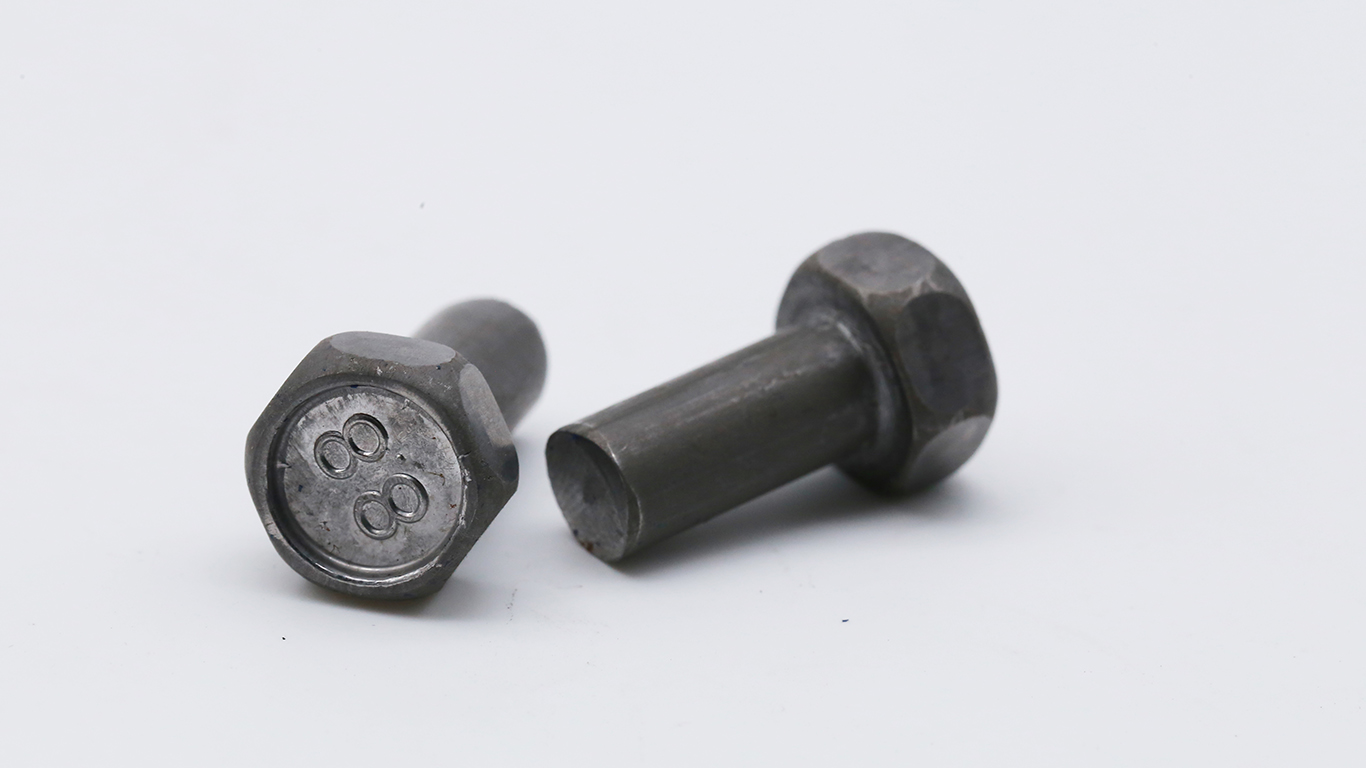 B8MLN / B8MLNA Materiál pro vysokoteplotní a vysokotlaké šrouby product image