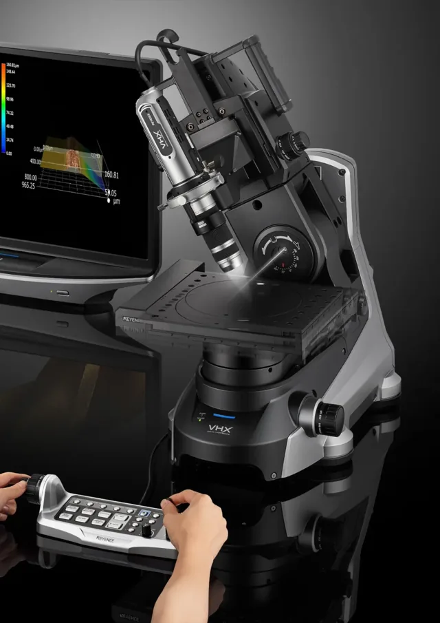 KEYENCE VHX-7000 digital microscope for surface and metallographic inspection
